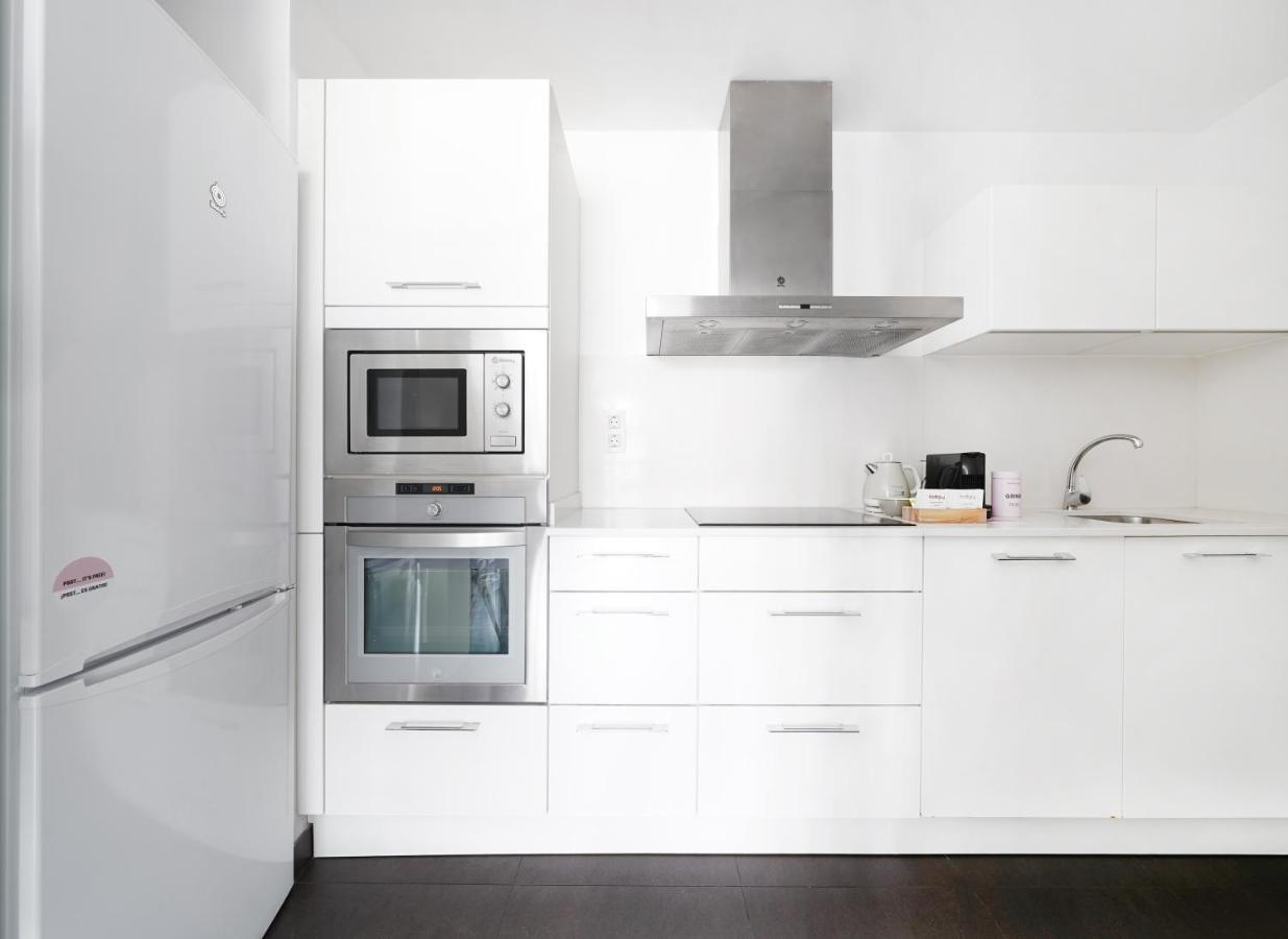 Апартаменты Numa Barcelona Colmena Экстерьер фото