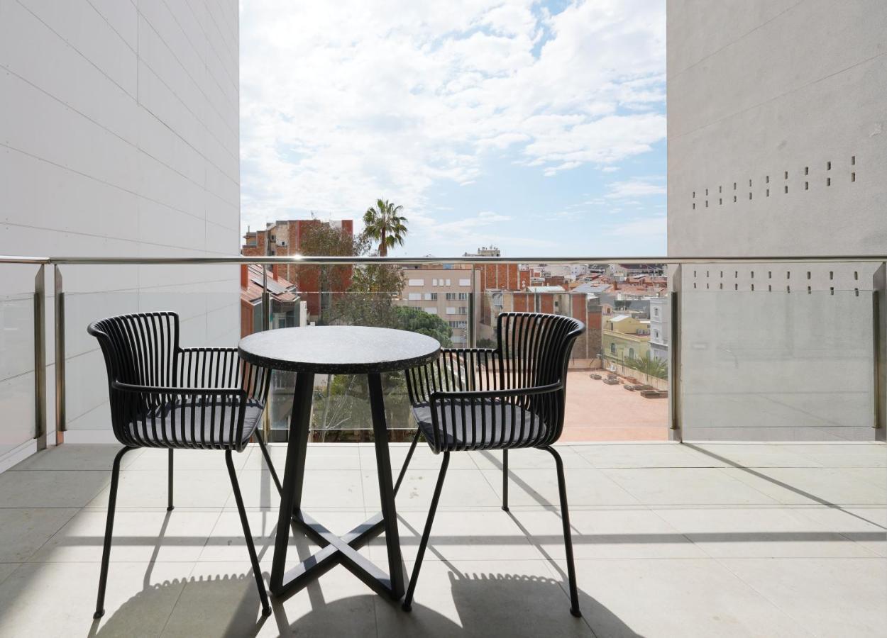 Апартаменты Numa Barcelona Colmena Экстерьер фото